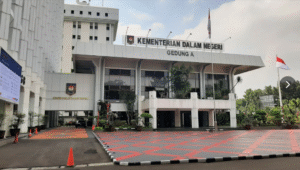 20231208-screen-shot-2023-12-08-at-12-04-39