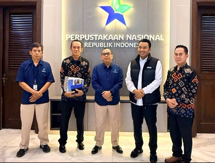 Bupati Luwu Utara didampingi Kepala Bappeda Luwu Utara, Kepala BPKAD Luwu Utara, dan Kadis Persipda